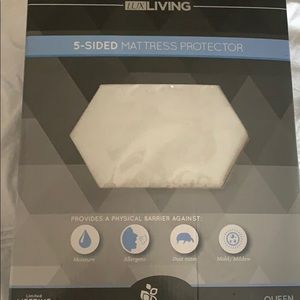 5 sided mattress protector (NEW IN BOX,NEVER USED)